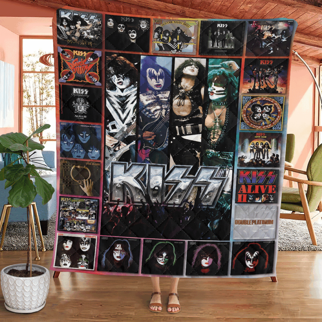 KISS Quilt Blanket - GNE 2831