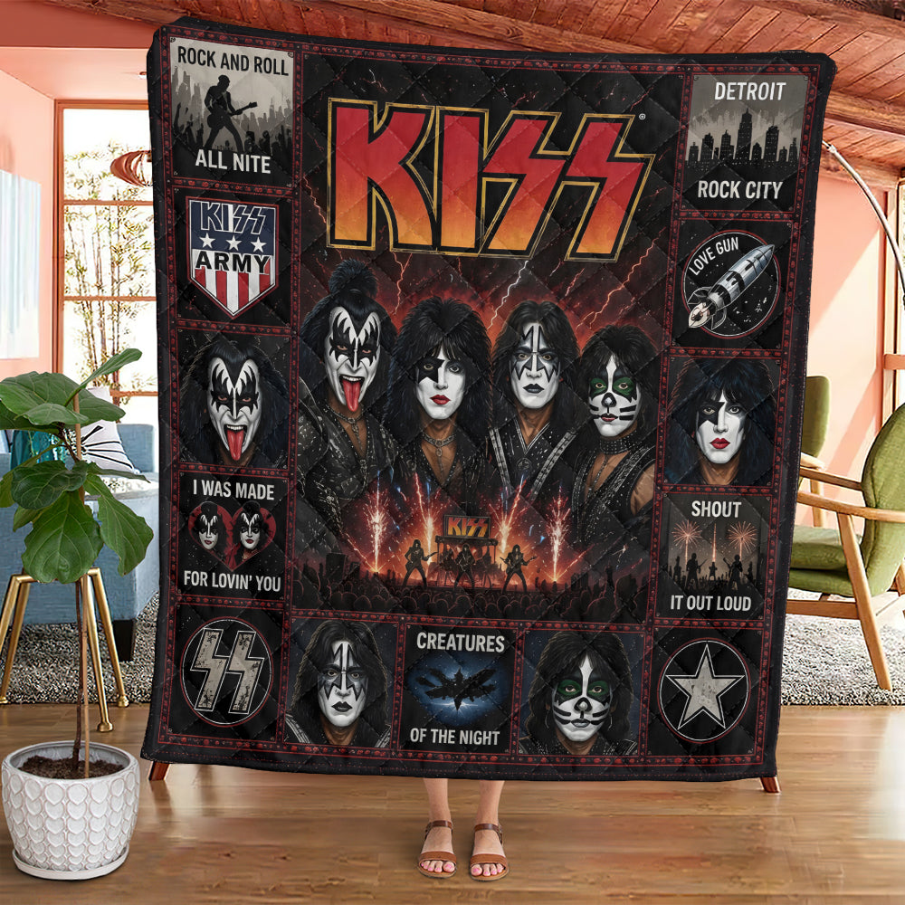 KISS Quilt Blanket - TMTHU7176