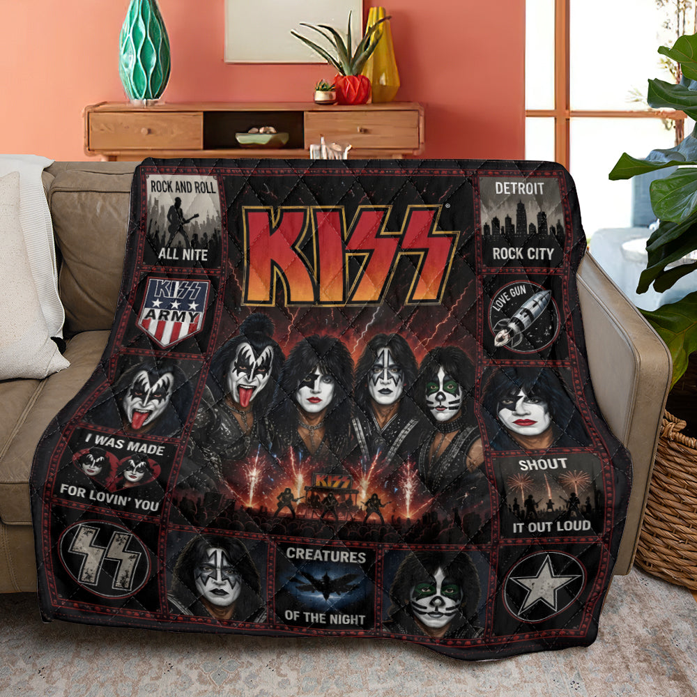 KISS Quilt Blanket - TMTHU7176