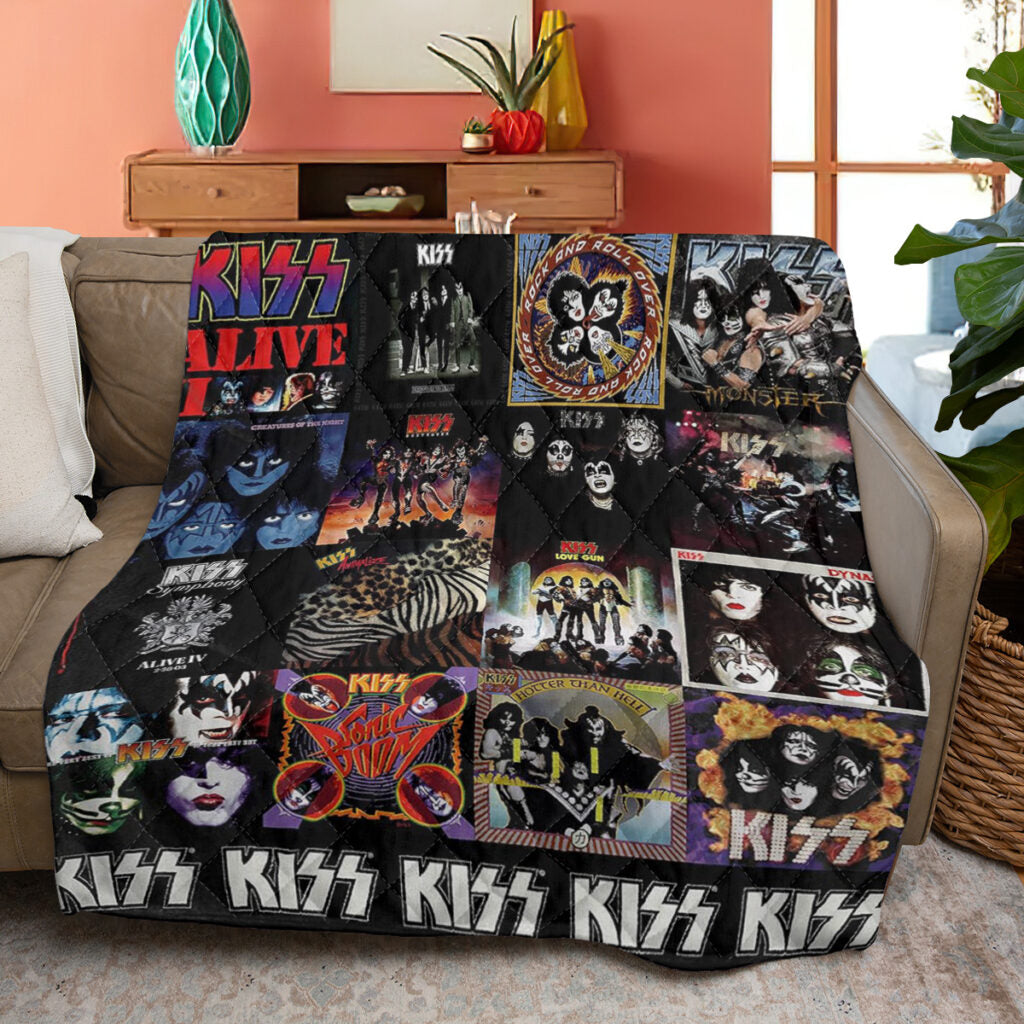 KISS Quilt Blanket - GNE 2284