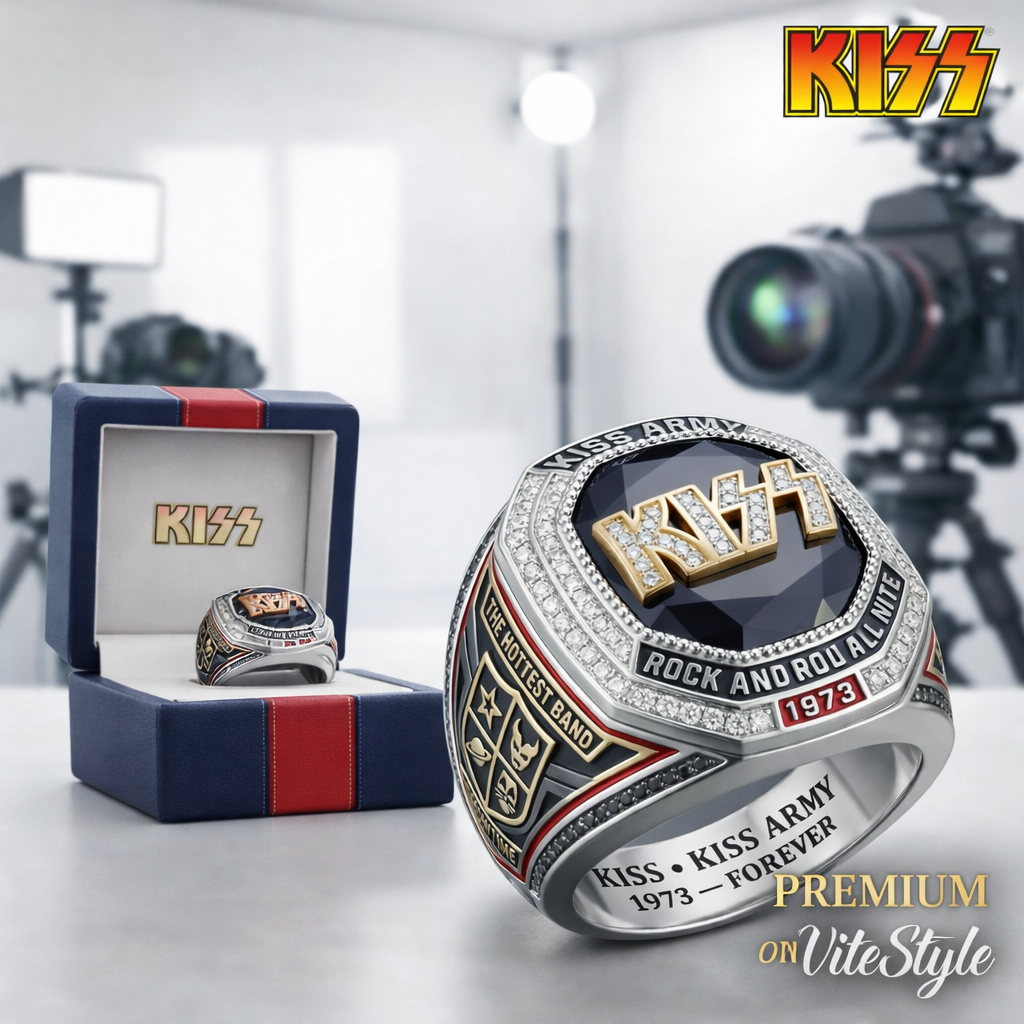 NEW Kiss Band Ring