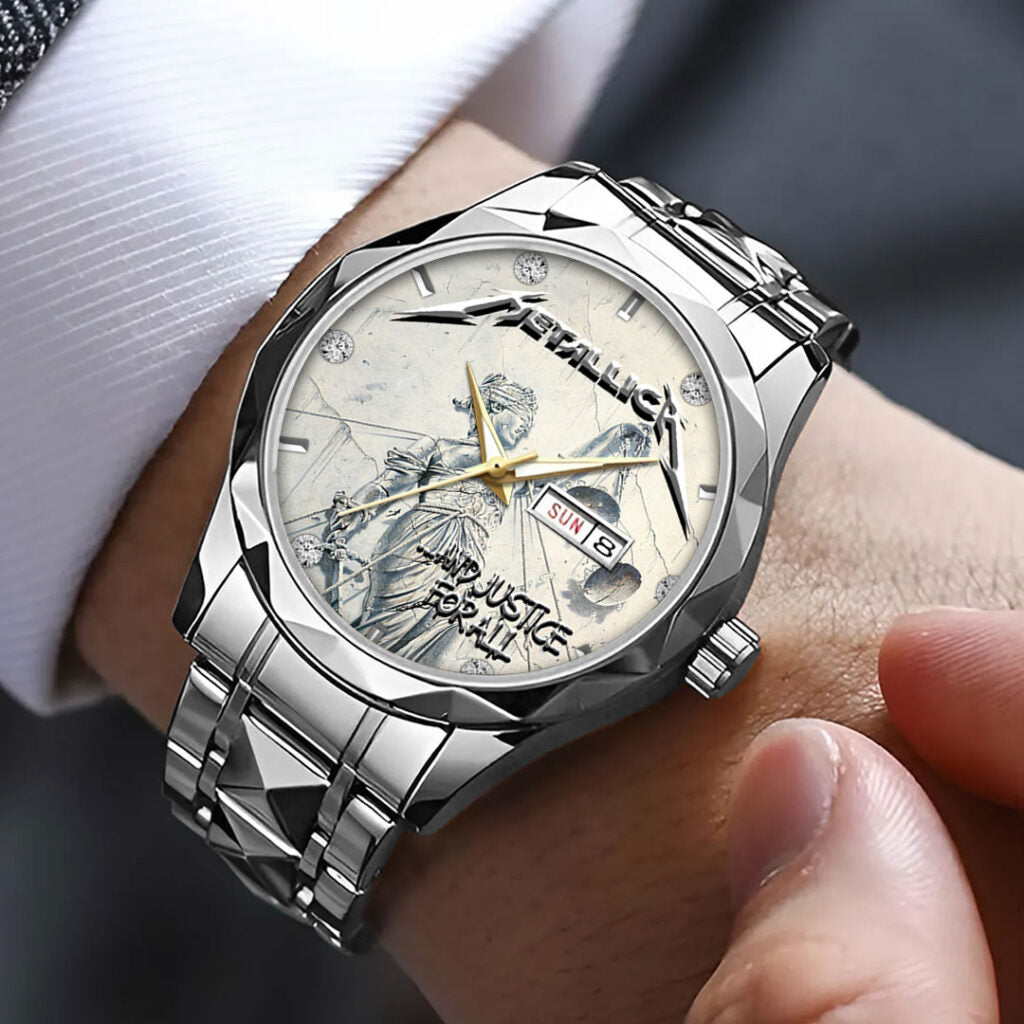 Metallica Alloy Luxury Quartz Watch - HOATT 11677