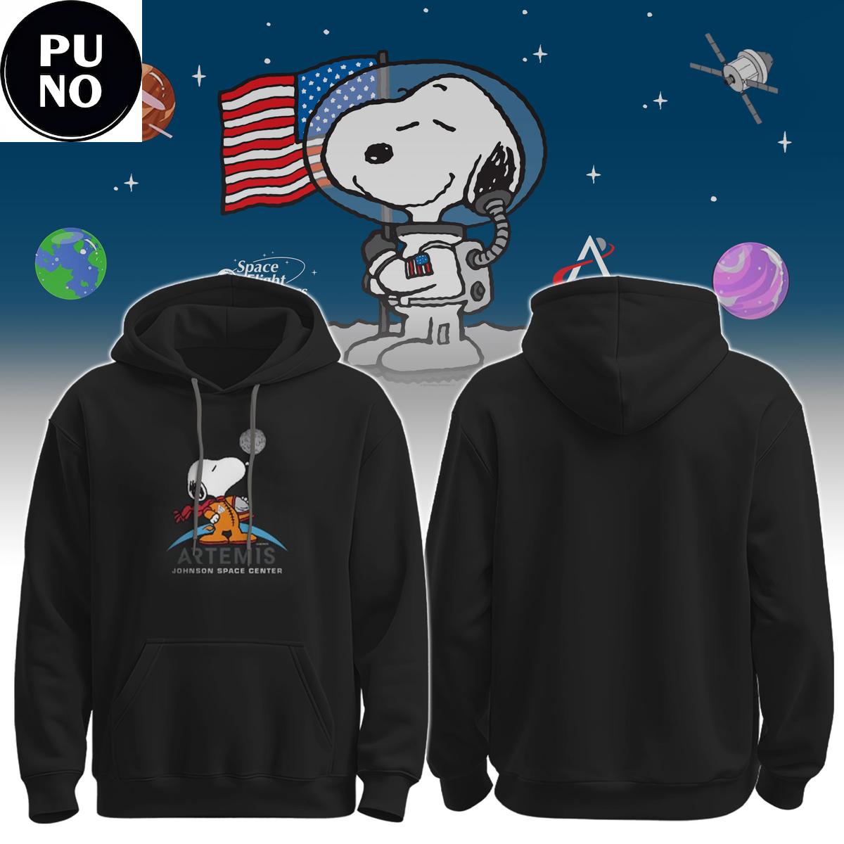Snoopy Johnson Space Center Mission to the Moon 2026 Hoodie T-Shirt