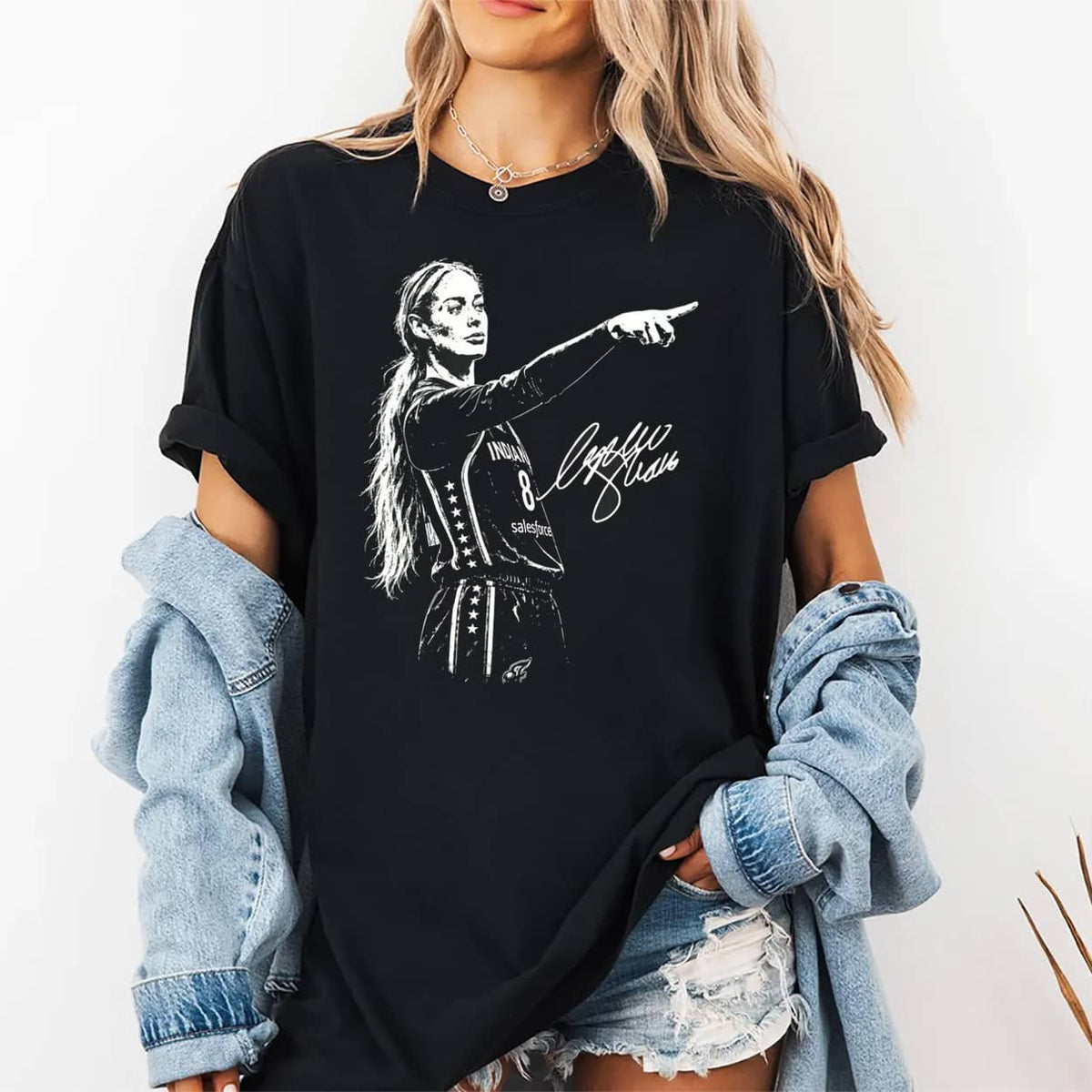 Sophie Cunningham Pointing Meme Signature Shirt