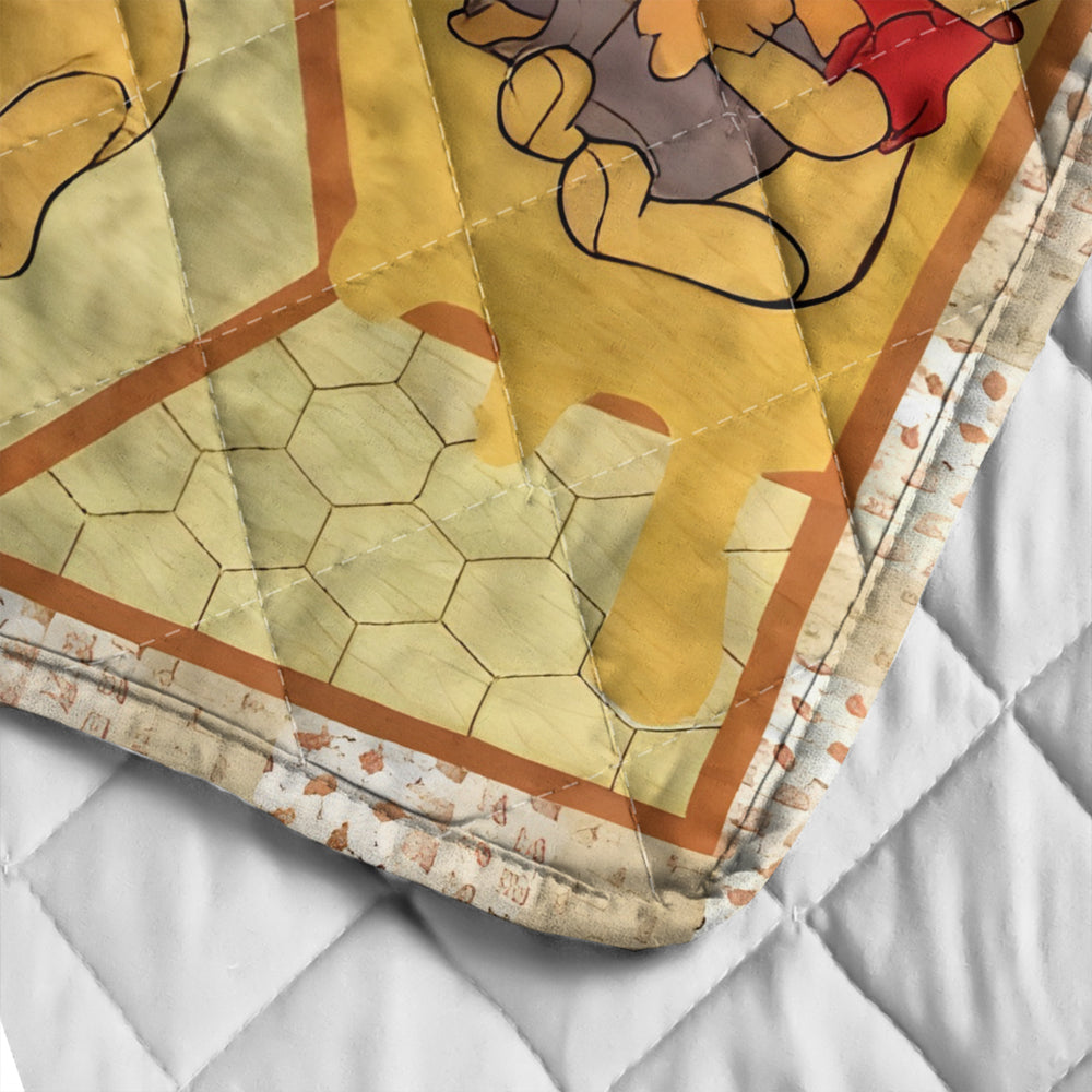 Winnie-the-Pooh Quilt Blanket - TMTHU6401