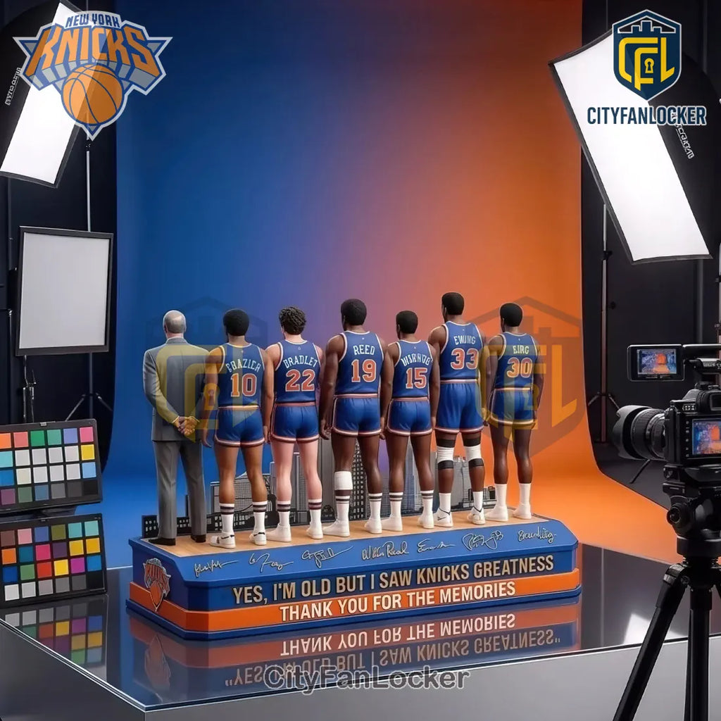 New York Knicks Legends Commemorative Player Figurine Acrylic Plaque